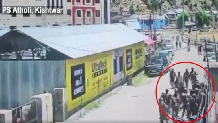 مودی حکومت میں ریاستی ادارے آپس میں ہی دست وگربیاں، پولیس اور فوج میں تصادم