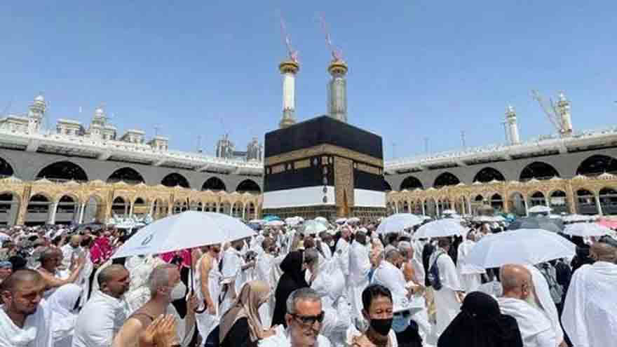 Govt achieves target of 150,000 Hajj applications in eight days through online portal