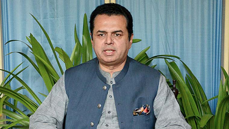 حکومت نے کبھی پی ٹی آئی سے رابطہ نہیں کیا، علیمہ خان کے دعوے غلط ہیں: طلال چودھری