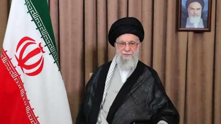 حیدر آباد میں ایرانی سپریم لیڈر خامنہ ای کی غائبانہ نماز جنازہ ادا