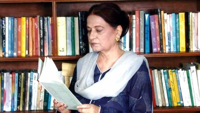 اردو ادب کی نامور شاعرہ، ادیب اور ماہر تعلیم شبنم شکیل کو دنیا چھوڑے 22 برس بیت گئے