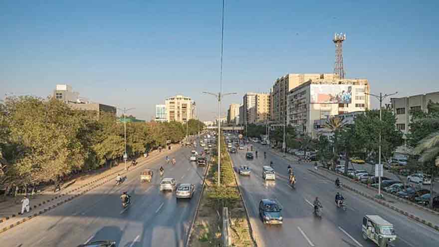 Major roads in Karachi closed ahead of possible protests