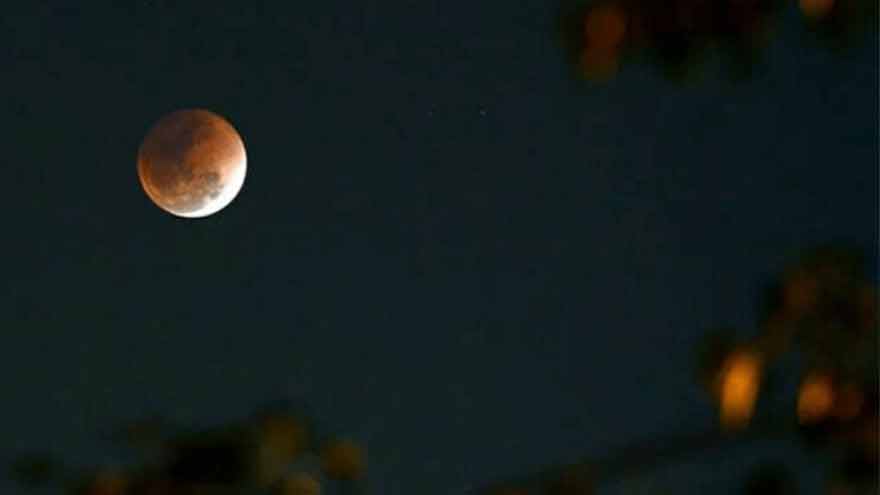 First total lunar eclipse of 2026 occurs today