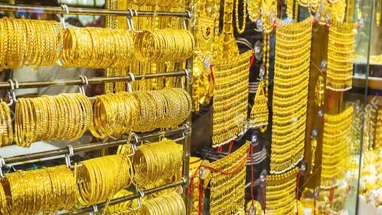 سونے کی قیمت میں بڑی کمی، فی تولہ 13,900 روپے سستا