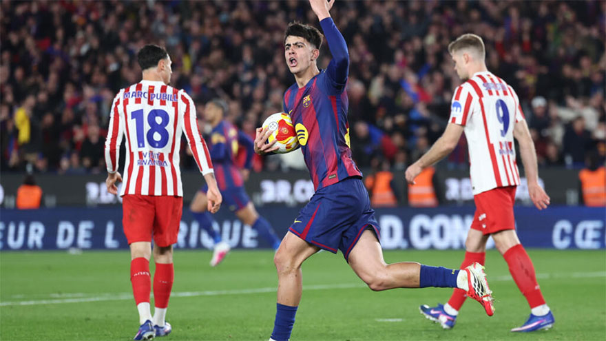 Atletico hammered but hold off Barca to reach Copa del Rey final