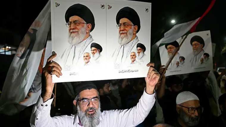 آیت اللّٰہ خامنہ ای کا تعزیتی اجتماع ملتوی کر دیا گیا