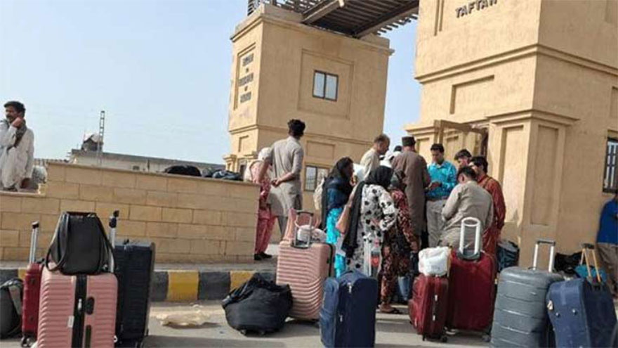 556 more Pakistanis return from Iran