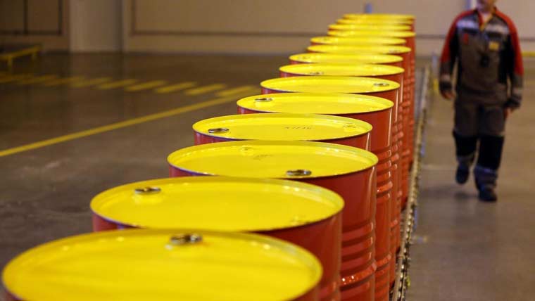 آبنائے ہرمز کی بندش، عالمی منڈی میں تیل 150 ڈالر فی بیرل تک پہنچ سکتا ہے: ماہرین