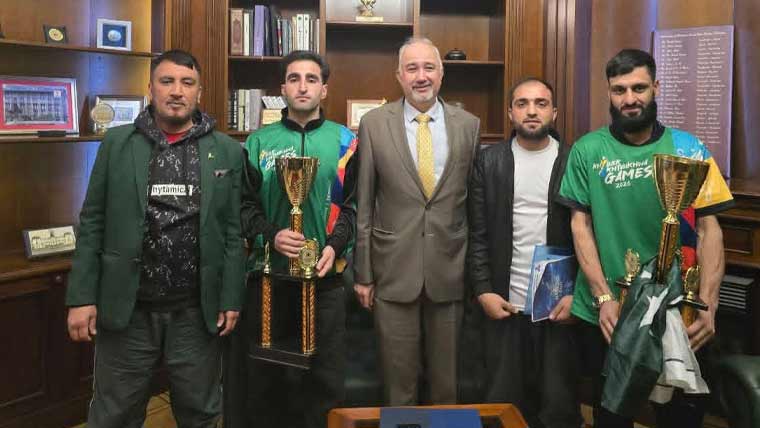 ماسکو سے ڈنکی لگانے کی افواہیں بے بنیاد، پاکستانی کراٹے ٹیم کل وطن واپس روانہ ہوگی