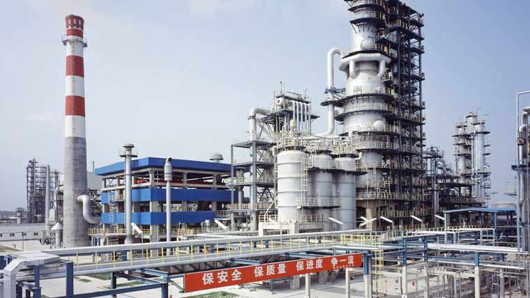 چین کا ملک کی بڑی ریفائنریز کو پٹرولیم مصنوعات کی برآمدات روکنے کا حکم