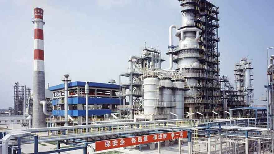 China orders refineries to halt fuel exports amid Middle East tensions