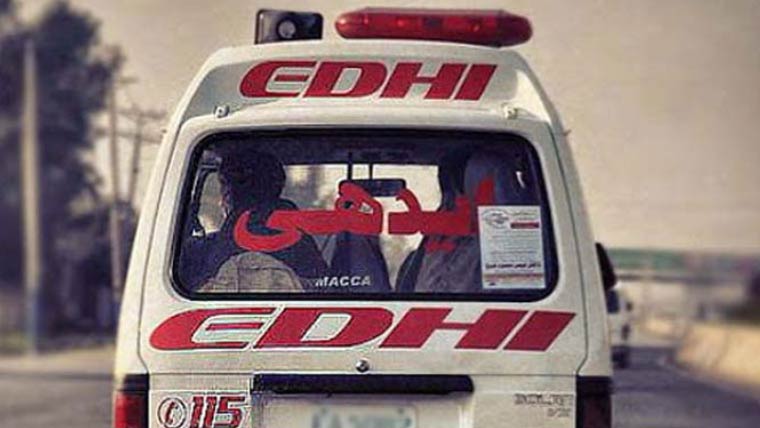 لاڑکانہ: موٹرسائیکل بجلی کے پول سے ٹکرانے سے نوجوان جاں بحق