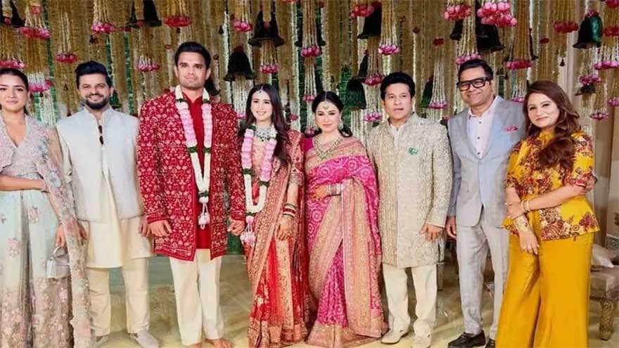 Arjun Tendulkar, Saaniya Chandhok tie the knot