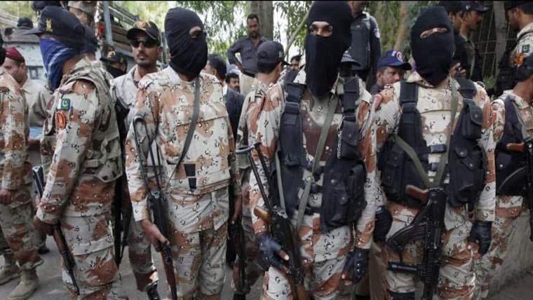 کراچی: رینجرز کی کارروائی، ابڑو گینگ کا سرغنہ سمیت 4 ملزمان گرفتار