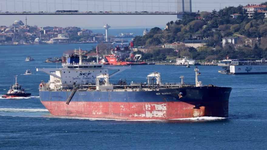 US approves temporary sale of stranded Russian oil to India