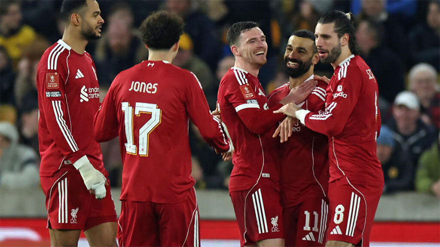 Liverpool tame Wolves to reach FA Cup quarter-finals