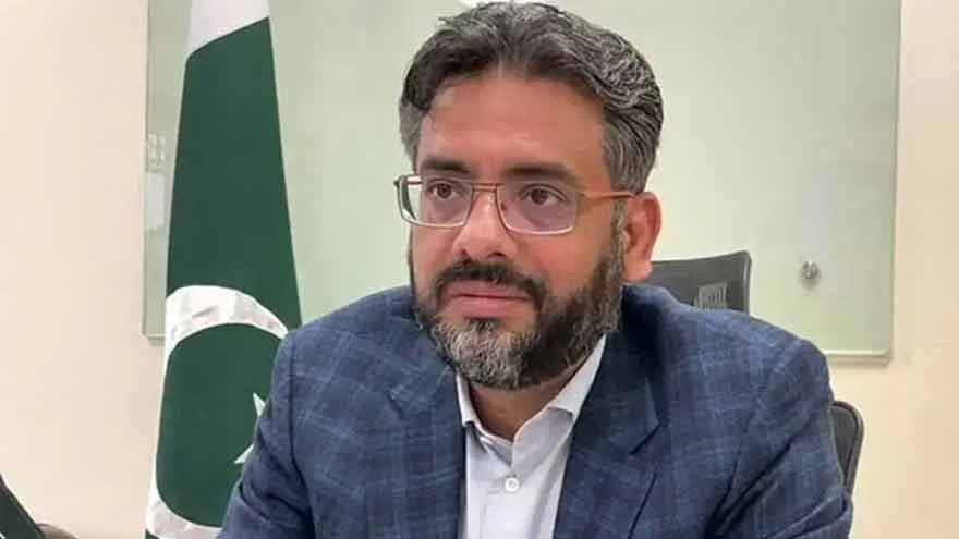 KP finance adviser slams federal govt over massive fuel price hike