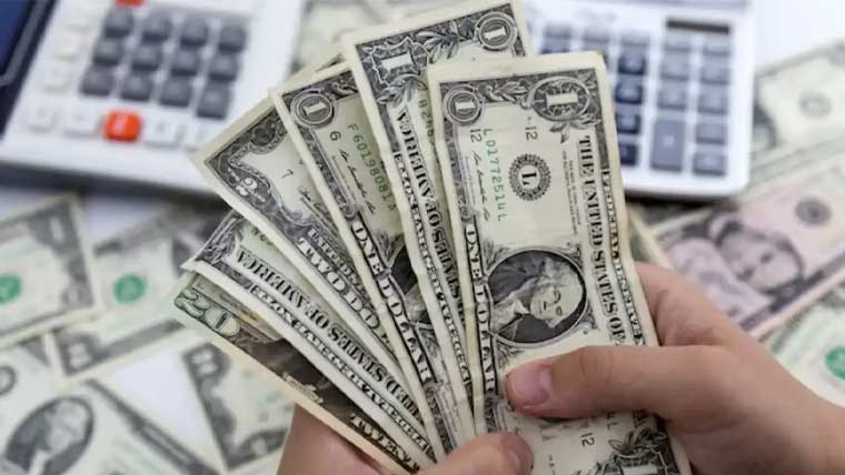 انٹربینک میں امریکی ڈالر کی قدر میں 3 پیسے کی کمی ریکارڈ