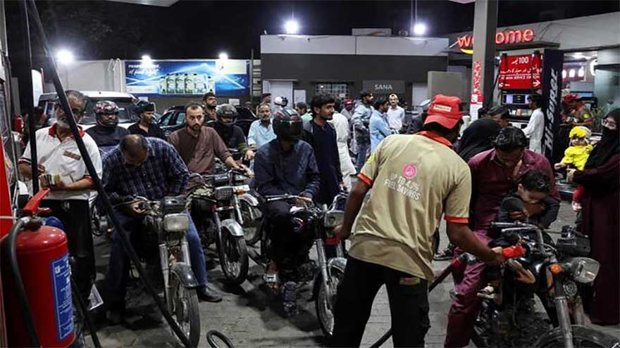 FPCCI stresses 'energy emergency' to shield economy from Mideast conflict