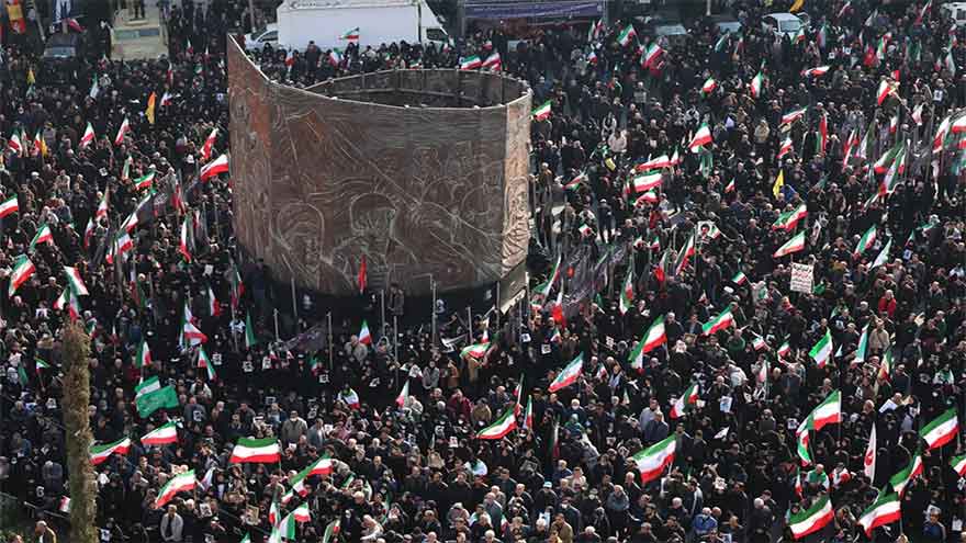 Crowds rally to pledge allegiance to Iran's new leader as US, Israel war rages