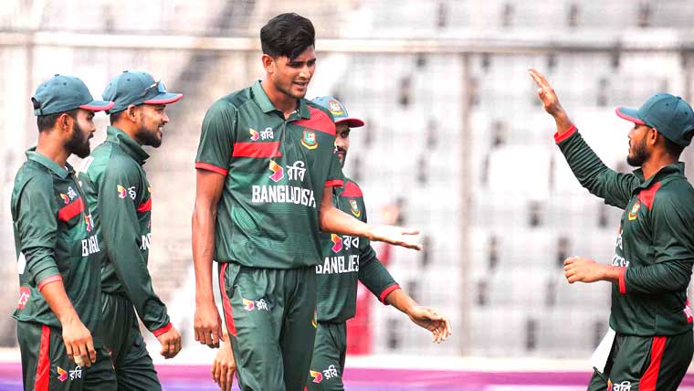 پہلا ون ڈے: بنگلہ دیش نے یکطرفہ مقابلے کے بعد پاکستان کو 8 وکٹوں سے ہرا دیا