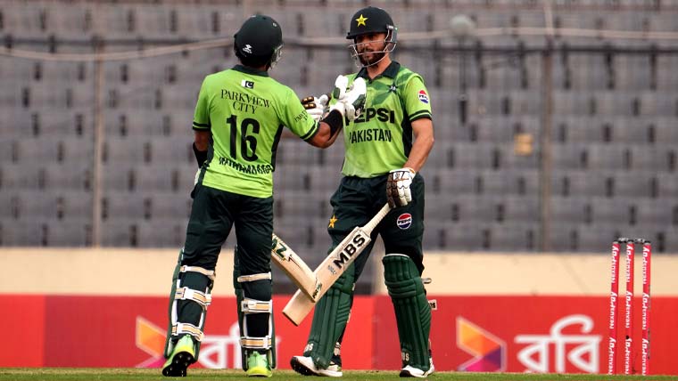 دوسرا ون ڈے: پاکستان کا بنگلادیش کو جیت کیلئے 275 رنز کا ہدف
