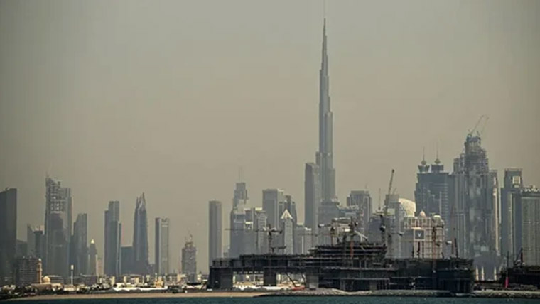 متحدہ عرب امارات میں میزائل روکے جانے کے مناظر کی ویڈیوز بنانے والے افراد گرفتار