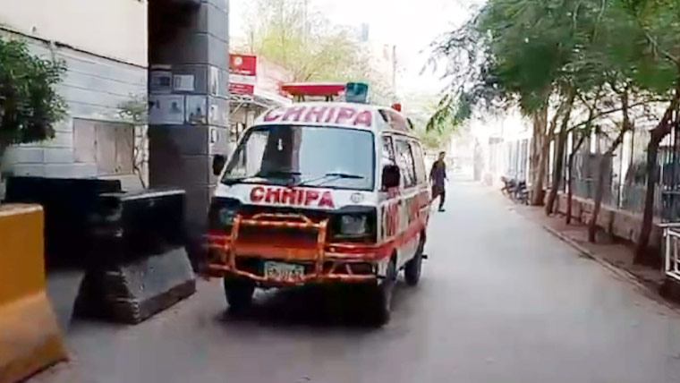 کراچی: منگھوپیر روڈ پر واٹر ٹینکر کی موٹر سائیکل کو ٹکر، ایک بچہ جاں بحق