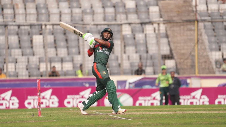 فیصلہ کن ون ڈے میچ :  پاکستان کے خلاف بنگلادیش کے 2 کھلاڑی آوٹ