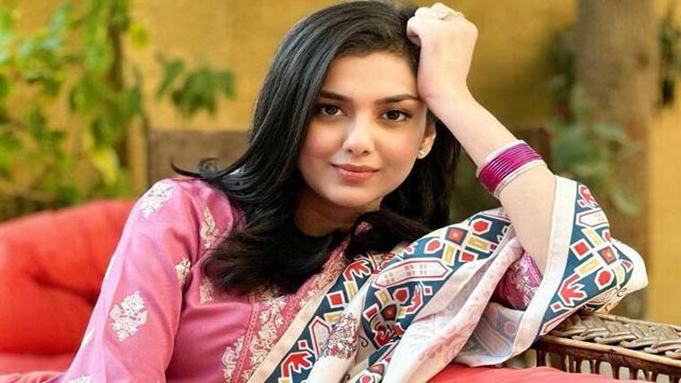 اداکارہ طوبیٰ انور کا برطانیہ میں افسوس ناک واقعہ پیش آنے کا انکشاف