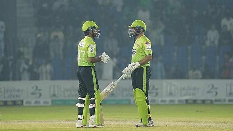 قومی ٹی ٹوئنٹی کپ: کراچی وائٹس اور لاہور وائٹس نے سیمی فائنل کیلئے کوالیفائی کر لیا