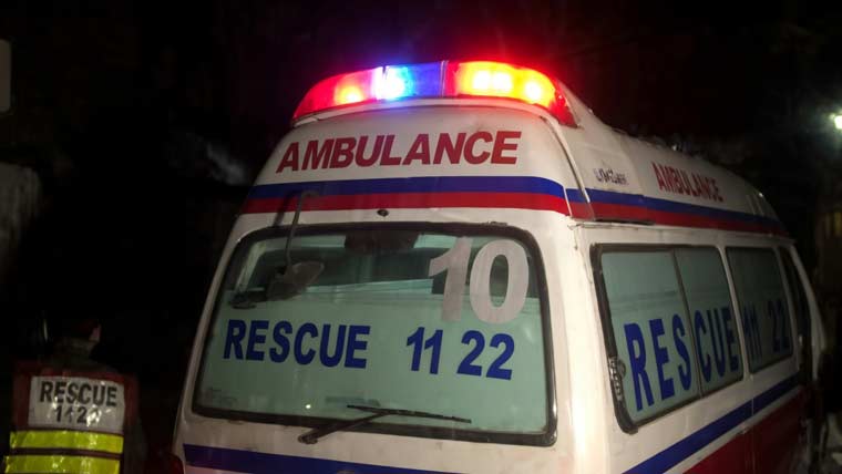 سرگودھا: سفاک شخص نے کلہاڑی کے وار سے بیوی اور 4 بچوں کو قتل کر دیا