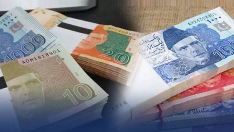 عید کے قریب نئے کپڑوں جوتوں کے ساتھ نئے کرنسی نوٹ کی خریداری بھی بڑھ گئی