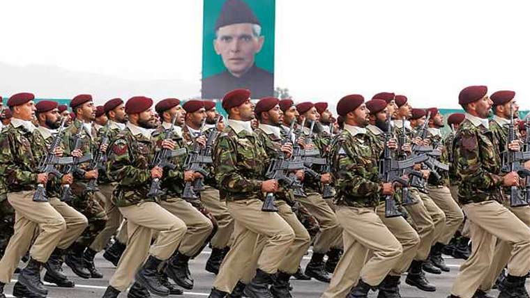 یومِ پاکستان: آزاد کشمیر کے لواحقینِ شہدا اور سماجی کارکنان کا پیغام