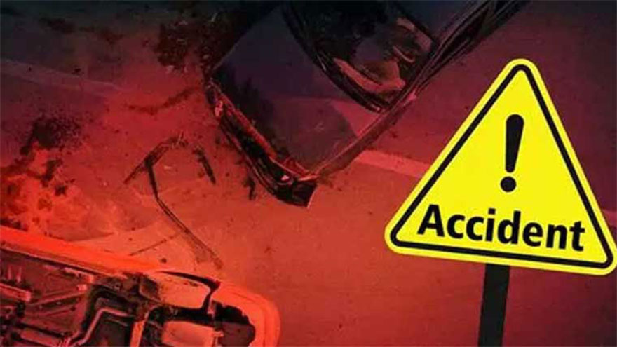 Four killed, eight injured in separate road accidents in Punjab, Sindh