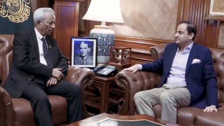 Murtaza Wahab congratulates Nihal Hashmi on assuming office as Governor of Sindh