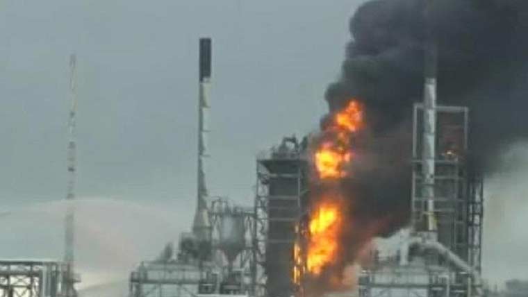 ریاض ریفائنری، طیاروں کو ایندھن فراہم کرنے والا امریکی سیکٹر تباہ: ایرانی میڈیا