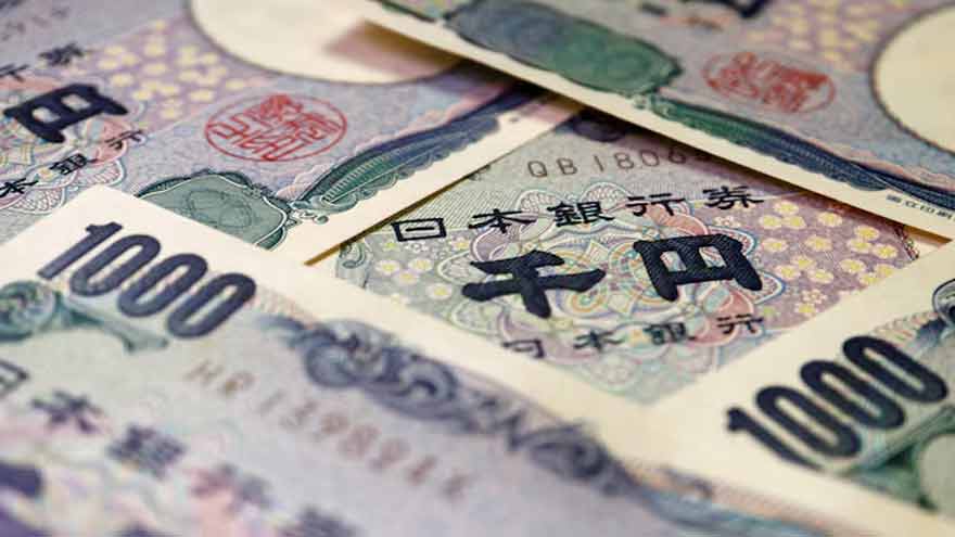 Yen under pressure as focus turns to BOJ after Fed holds