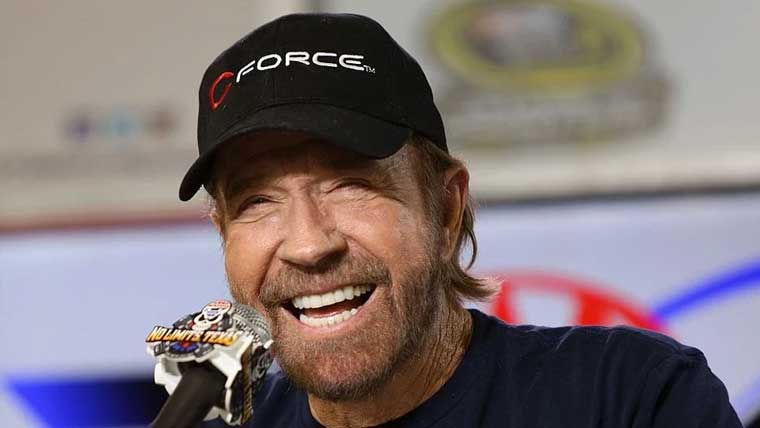 بالی ووڈ کے ایکشن سٹار چک نورس 86 برس کی عمر میں انتقال کر گئے