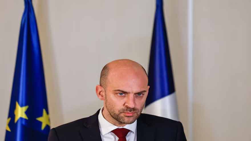After Israel talks, French minister sees no obvious short-term end to Middle East war