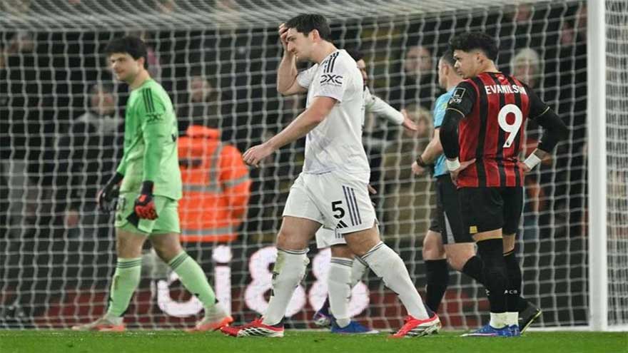 Man Utd held by Bournemouth after Maguire sees red