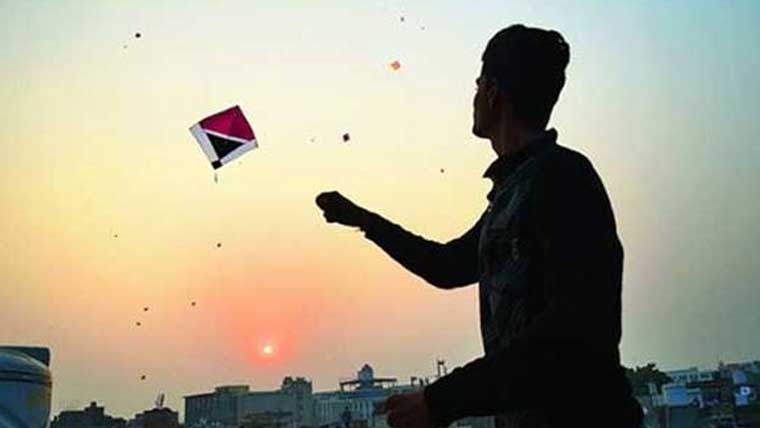 عید کے روز پتنگ بازی و فروشی کیخلاف کارروائی، 17 ملزم گرفتار