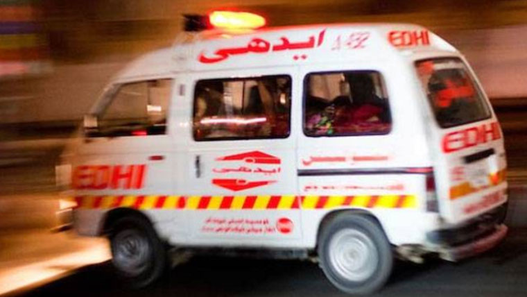 صوابی: وین کی موٹرسائیکل کو ٹکر، 2 چچازاد بھائی جاں بحق