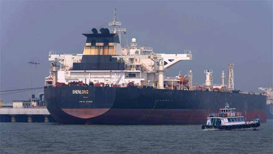 Iran to completely close Hormuz if Trump executes threats on Iranian energy, says IRGC