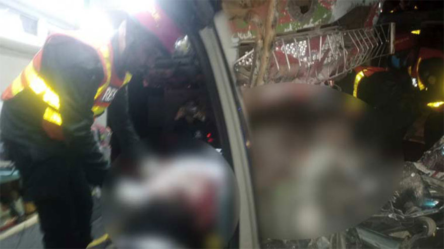 Five killed as speeding bus collides with car in Sialkot