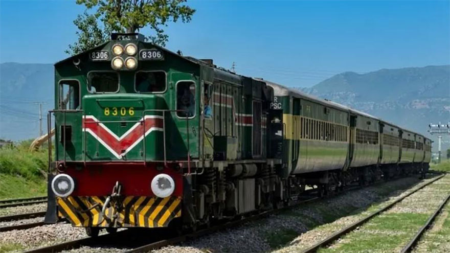 Pakistan Railways earns record Rs 480m revenue during Eid holidays