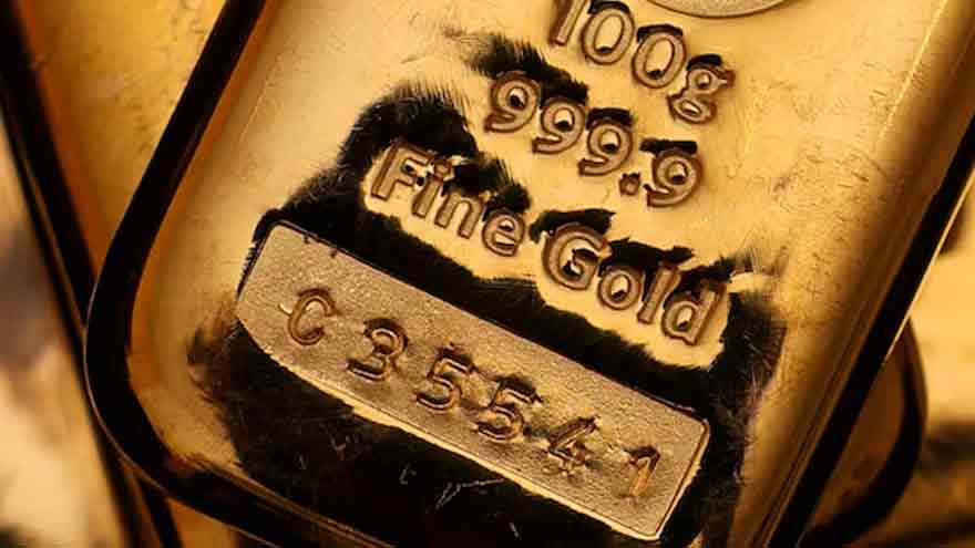 Gold climbs more than 2pcon softer dollar