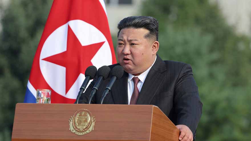 Kim vows 'irreversible' nuclear status
