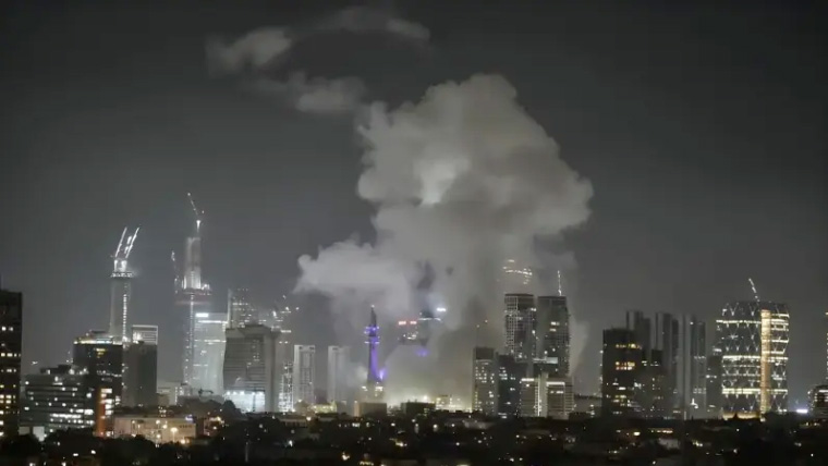 ایران کا حملوں کی 80 ویں لہر کا آغاز، تل ابیب پر میزائلوں اور ڈورنز کی بارش، 12 اسرائیلی زخمی