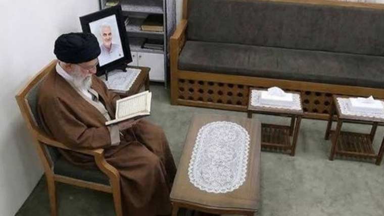 شہادت سے چند لمحے قبل لی گئی آیت اللہ خامنہ ای کی آخری تصویر جاری